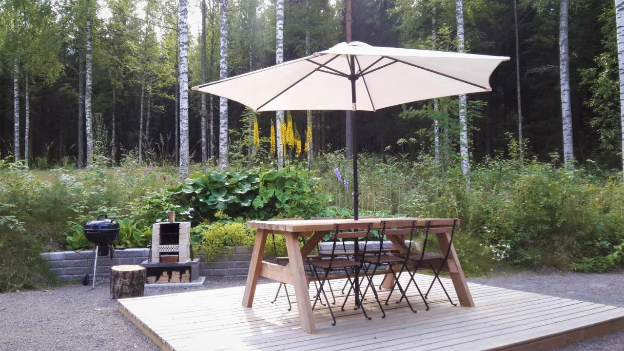 Villa Maria Cottages Jaala エクステリア 写真